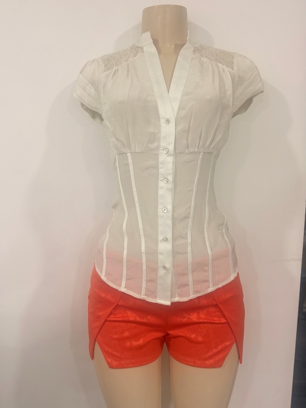 bebe Orange low-Waist Sculpted Shorts Y2K